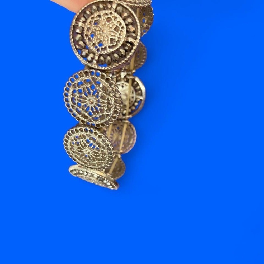 Vintage Silvertone beaded bracelet